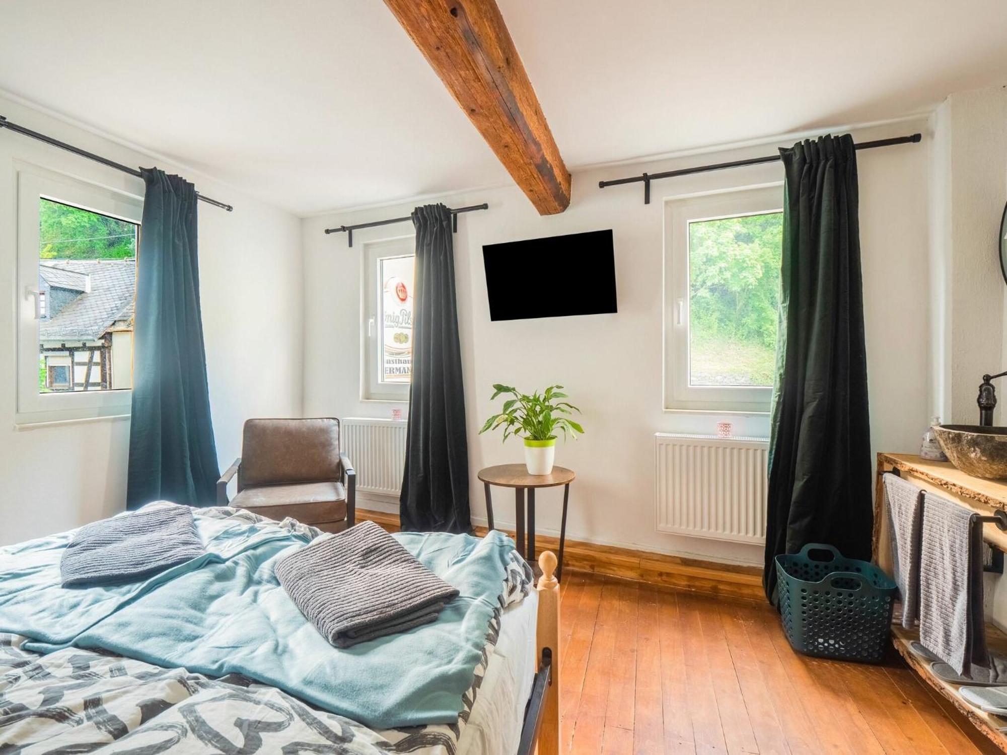 Cosy Holiday Home In Sankt Goarshausen With Barbecue Екстер'єр фото